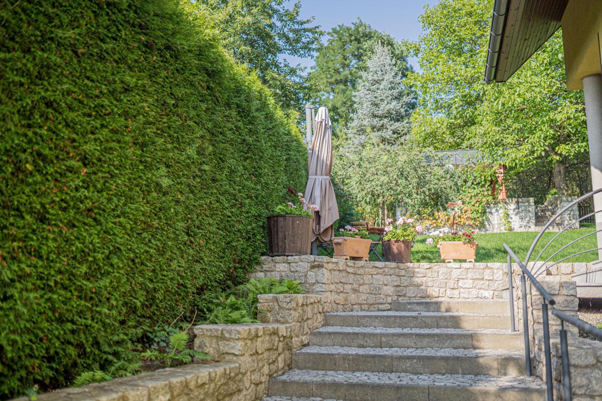 Ferienwohnung Dom Ogrodnika Jezow Sudecki Exterior foto