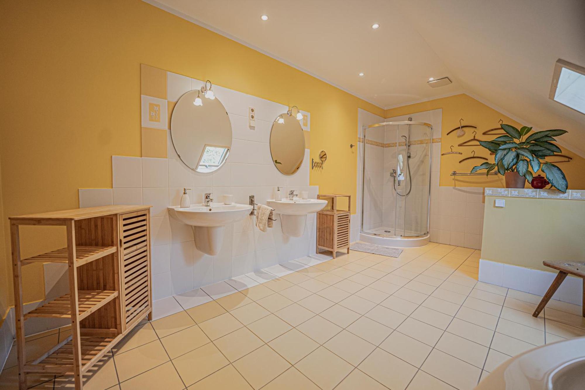Ferienwohnung Dom Ogrodnika Jezow Sudecki Exterior foto