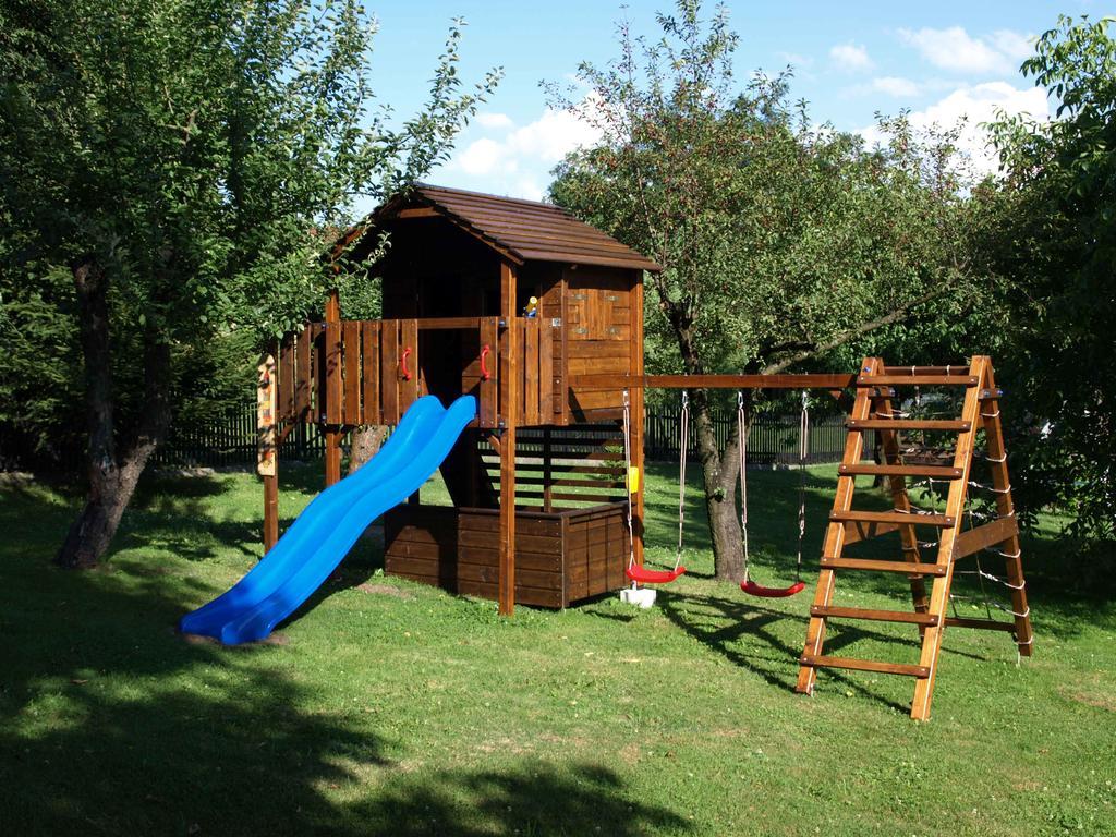 Ferienwohnung Dom Ogrodnika Jezow Sudecki Exterior foto