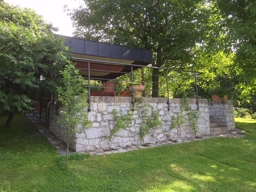 Ferienwohnung Dom Ogrodnika Jezow Sudecki Exterior foto